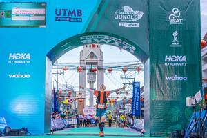 BIB: 112
                            <button type="button" onclick="openModal(21792094)" class="btn btn-primary btn-sm float-right btn-popup" data-toggle="modal" data-target=".modal-high-quality">
                        <i class="fas fa-shopping-cart"></i> Add to Cart
                    </button>
                                            <button type="button" onclick="isThisMe(21792094, true)" class="btn btn-success btn-sm float-right btn-popup btn-isme hidden" data-toggle="tooltip" data-placement="bottom" title="นี่คือรูปของคุณใช่ไหม คลิกที่นี่เพื่อเอาเข้าอัลบั้ม">
                        <i class="fas fa-plus"></i> Add to album
                    </button>
                    <button type="button" onclick="isThisMe(21792094, false)" class="btn btn-warning btn-sm float-right btn-popup btn-isnotme hidden">
                        <i class="fas fa-ban"></i> Remove from album
                    </button>